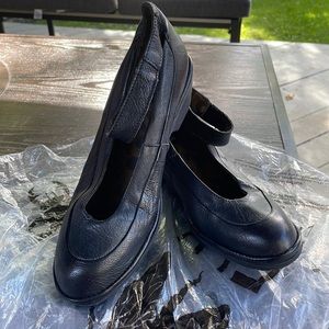 Fly London black comfy shoe